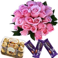 Pink Roses With Ferror Rocher Chocolate Box